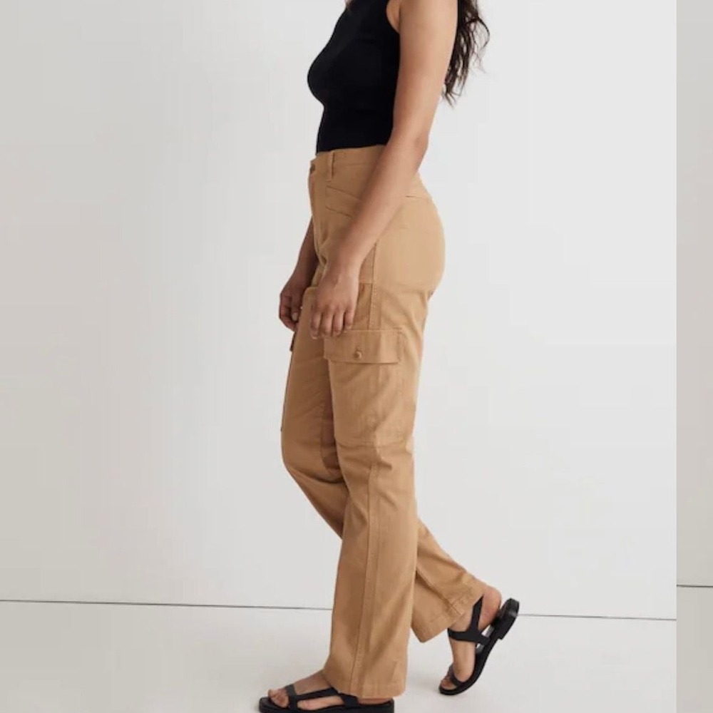 Madewell The Garment-Dyed '90s Straight Cargo Pant in Sand Dune Size 26